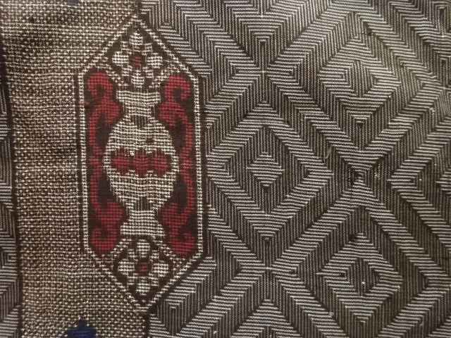 JAPANESE KIMONO / ANTIQUE KIMONO / SILK / DORO OSHIMA TSUMUGI / WOVEN RHOMBUS PATTERN